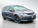 Used 2018 Chrysler Pacifica Touring-L Plus w/ S Appearance Package image 3