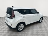 Used 2024 Kia Soul LX w/ Option Group 015 image 4