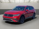 Used 2022 Volkswagen Tiguan SE w/ Panoramic Sunroof Package image 4
