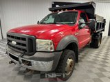 Used 2005 Ford F450 4x4 Regular Cab Super Duty image 4