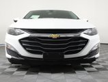 Used 2019 Chevrolet Malibu LT image 2