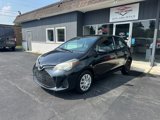 Used 2015 Toyota Yaris L image 3