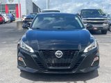 Used 2020 Nissan Altima 2.5 SR image 2