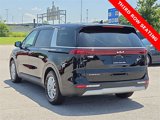 Used 2024 Kia Carnival LX image 4