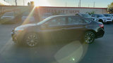 Used 2018 Toyota Avalon XLE Premium image 3