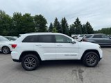 Used 2017 Jeep Grand Cherokee Limited image 6
