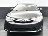 Used 2014 Toyota Camry LE image 2