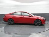 Certified 2022 Hyundai Elantra SEL w/ Convenience Package image 3