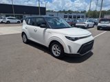 Certified 2023 Kia Soul S image 2