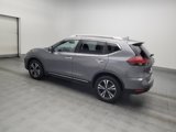 Used 2018 Nissan Rogue SL w/ Premium Package image 3