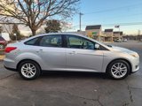 Used 2017 Ford Focus SE image 4