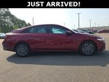 Used 2024 Hyundai Elantra SEL image 3