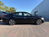 Used 2019 Nissan Altima 2.5 SV image 4