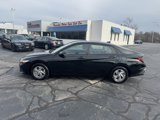 Used 2025 Hyundai Elantra SE image 3