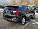 Used 2024 GMC Terrain SLE image 3