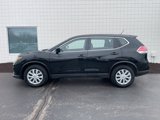 Used 2016 Nissan Rogue S image 2