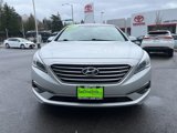 Used 2015 Hyundai Sonata SE image 2