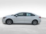 Used 2023 Toyota Corolla LE image 2