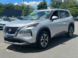 Used 2022 Nissan Rogue SV image 2