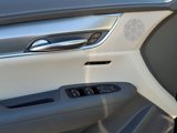 Used 2019 Cadillac XT5 Luxury w/ LPO, Radiant Package image 5