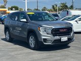 Used 2024 GMC Terrain SLE image 3