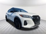 Used 2023 Nissan Kicks SR image 3