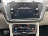 Used 2022 Volkswagen Tiguan SE R-Line image 4