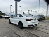 Used 2022 Volkswagen Jetta SE w/ Panoramic Sunroof Package image 4