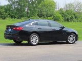 Used 2017 Chevrolet Malibu LT image 3