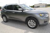 Used 2018 Nissan Rogue SV image 2