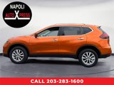 Used 2018 Nissan Rogue SV image 4