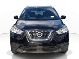 Used 2020 Nissan Kicks SV image 3