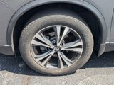 Used 2017 Nissan Rogue SL image 5