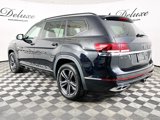 Used 2021 Volkswagen Atlas SE w/ Panoramic Sunroof Package image 4