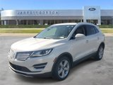 Used 2018 Lincoln MKC Premiere image 2