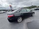 Used 2015 Toyota Camry image 6
