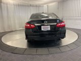 Used 2017 Nissan Altima 2.5 SL w/ Moonroof Package image 6