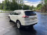 Used 2016 Nissan Rogue SV w/ SV Premium Package image 5