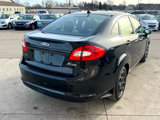 Used 2013 Ford Fiesta SE image 5