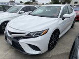 Used 2020 Toyota Camry SE image 2