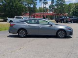Used 2023 Nissan Altima 2.5 SV image 3