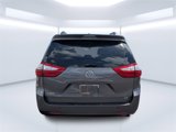 Used 2017 Toyota Sienna LE image 4