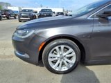 Used 2015 Chrysler 200 Limited w/ Convenience Group image 4
