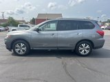Used 2020 Nissan Pathfinder SV image 3