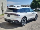 New 2024 Lincoln Nautilus Premier image 3