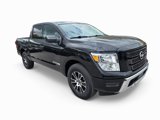 Used 2023 Nissan Titan SV image 2