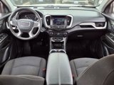 Used 2022 GMC Terrain SLE w/ Driver Convenience Package image 4