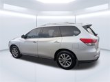 Used 2016 Nissan Pathfinder SV w/ Trailer Tow Package image 5