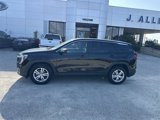 Used 2024 GMC Terrain SLE image 2