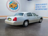 Used 2006 Lincoln Town Car Designer Series image 5